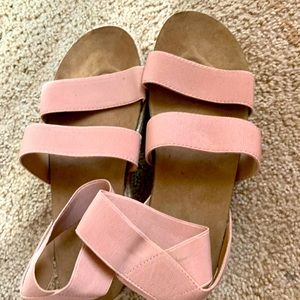 Heel flats